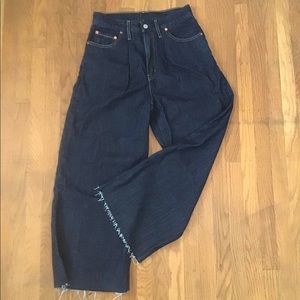 Levi’s wide leg, high rise, cropped blue jeans